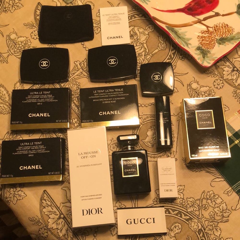 Chanel compacts and packages